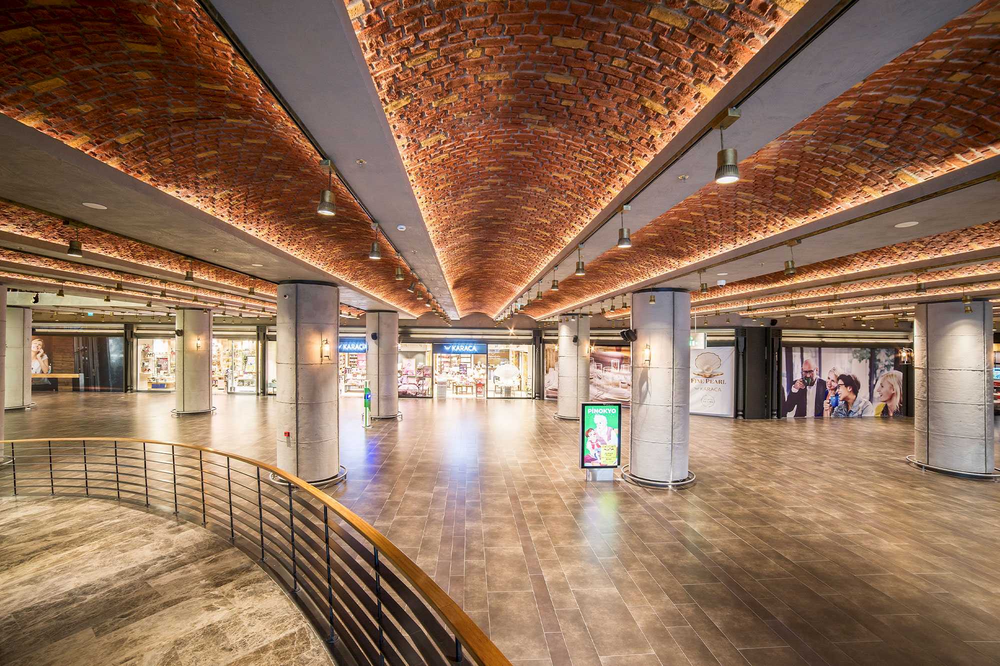 Watergarden Shopping Mall