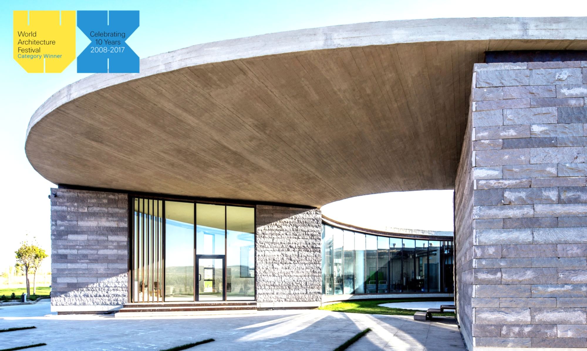 The Farm Of 38° 30°